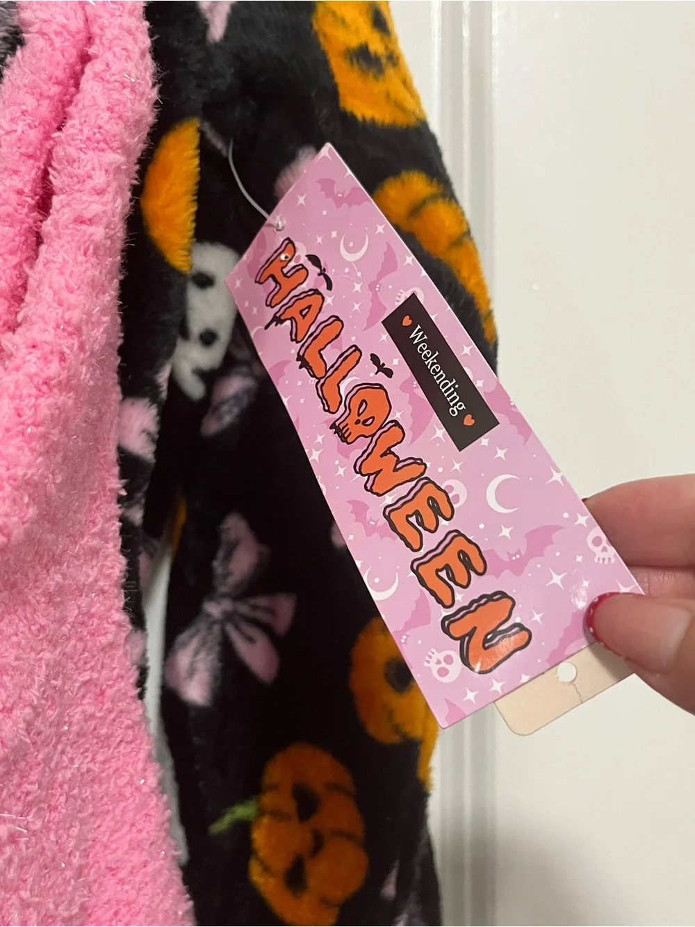 NWT Weekending Halloween Fleece Sweatshirt & Fuzzy Socks Set XS